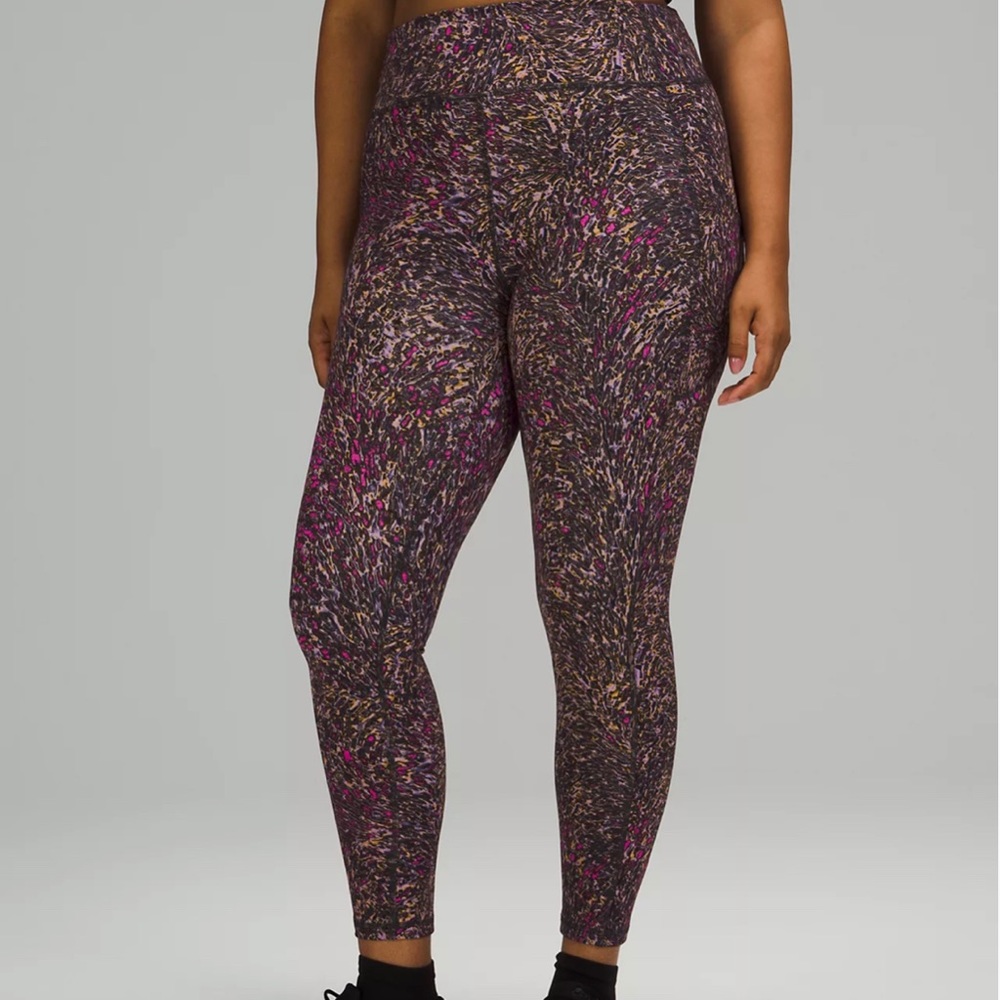 Lululemon Invigorate High-Rise Tight 25" Sz 2 color Topography multi
